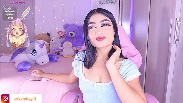 Snapshot of urfavprettygirl chatting on July 18, 2026, 8:56 am urfavprettygirl online show from July 18, 2026, 8:56 am