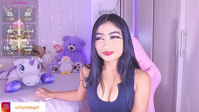 Snapshot of urfavprettygirl chatting on July 5, 2026, 7:59 am urfavprettygirl online show from July 5, 2026, 7:59 am