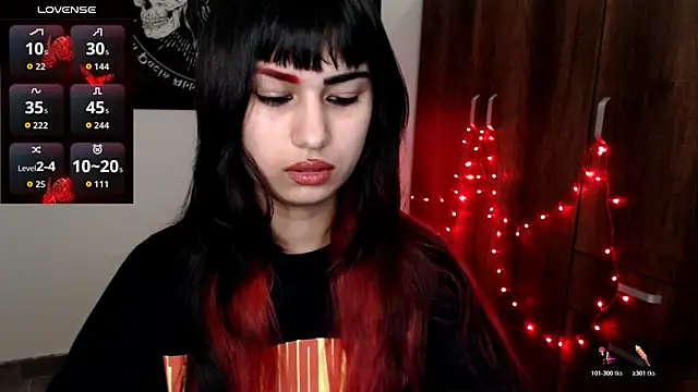 Snapshot of Little-Lucifer chatting on February 13, 2026, 9:59 pm Little-Lucifer online show from February 13, 2026, 9:59 pm