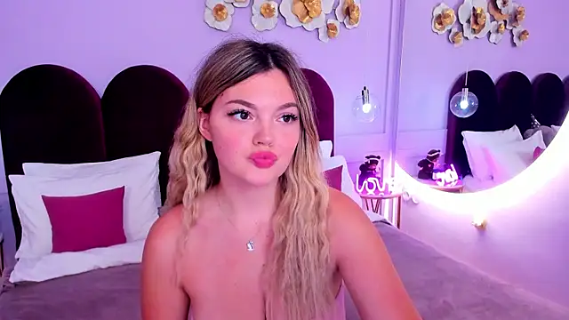 Snapshot of ZaraBloom chatting on November 28, 2025, 3:17 am ZaraBloom online show from November 28, 2025, 3:17 am