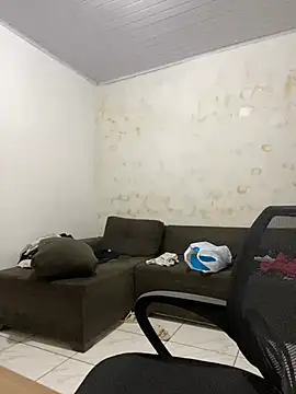 Snapshot of Vih222 chatting on January 8, 2025, 11:41 pm Vih222 online show from January 8, 2025, 11:41 pm