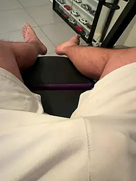 tiou72 online show from January 11, 2026, 10:11 am