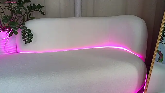 Snapshot of AliceBrayan chatting on March 22, 2025, 5:17 am AliceBrayan online show from March 22, 2025, 5:17 am