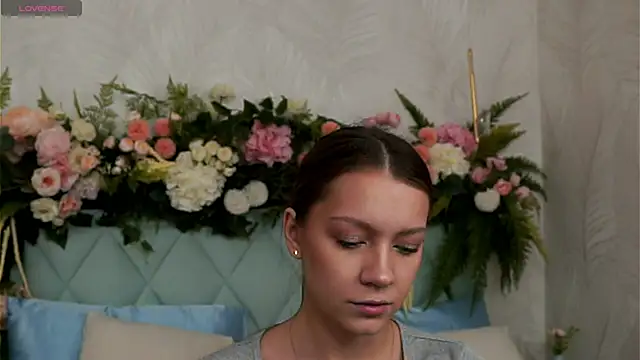 AliceBrayan online show from March 3, 2026, 5:09 pm