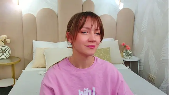Snapshot of AliceBrayan chatting on April 28, 2026, 5:06 pm AliceBrayan online show from April 28, 2026, 5:06 pm