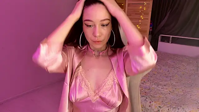 Miss Mia Murr online show from October 26, 2025, 5:41 am