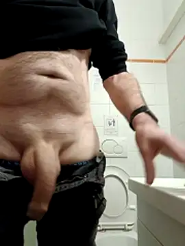 Snapshot of pascalino100 chatting on February 27, 2026, 10:15 am pascalino100 online show from February 27, 2026, 10:15 am