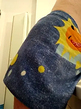 Snapshot of pascalino100 chatting on April 8, 2026, 6:04 am pascalino100 online show from April 8, 2026, 6:04 am