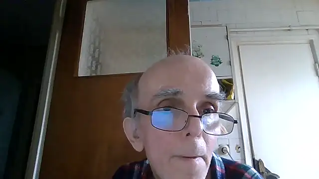 mariusica1xh online show from March 17, 2026, 3:26 pm