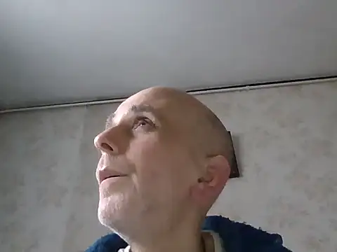 mariusica1xh online show from November 14, 2025, 12:09 pm