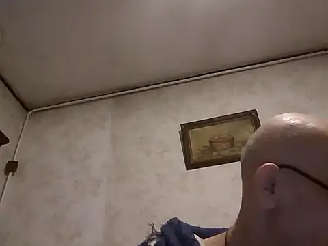 mariusica1xh online show from November 7, 2025, 11:52 pm