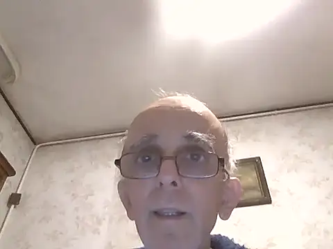 mariusica1xh online show from October 28, 2025, 5:56 pm