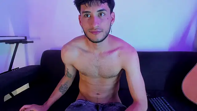 Henrikk senn online show from November 26, 2025, 9:59 pm