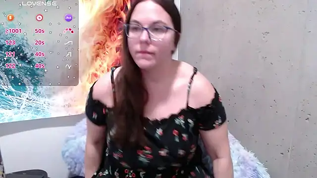 Snapshot of Punishwithpain chatting on November 24, 2025, 5:46 pm Punishwithpain online show from November 24, 2025, 5:46 pm