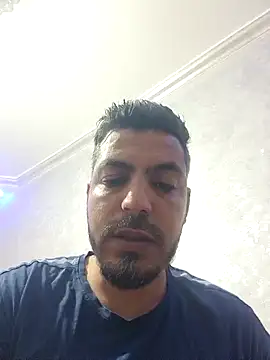 Snapshot of otmanechenini chatting on December 19, 2024, 10:32 pm otmanechenini online show from December 19, 2024, 10:32 pm