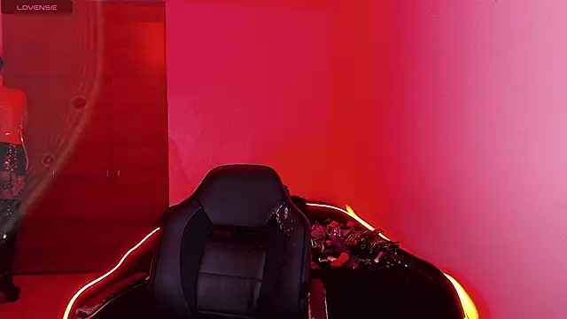 Snapshot of bellatrix25 chatting on February 4, 2025, 12:19 am bellatrix25 online show from February 4, 2025, 12:19 am