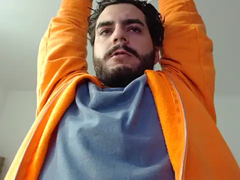 thomas gun online show from December 22, 2025, 2:01 am