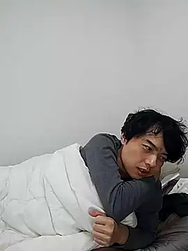 Snapshot of whitebriefboy chatting on January 22, 2025, 2:15 am whitebriefboy online show from January 22, 2025, 2:15 am