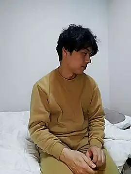 Snapshot of whitebriefboy chatting on January 13, 2025, 3:15 pm whitebriefboy online show from January 13, 2025, 3:15 pm