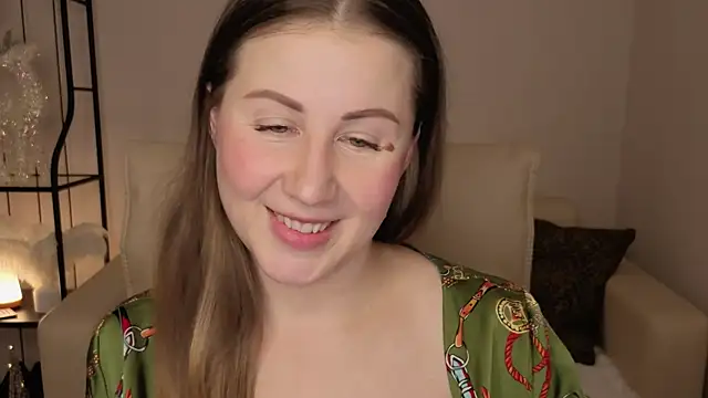 Snapshot of Helens_love chatting on December 18, 2025, 3:00 am Helens love online show from December 18, 2025, 3:00 am