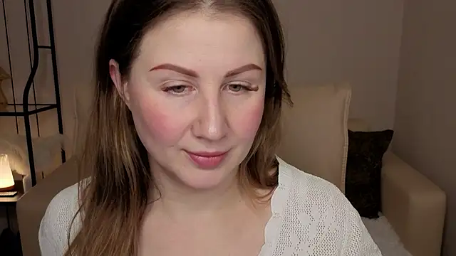 Snapshot of Helens_love chatting on February 8, 2026, 1:47 am Helens love online show from February 8, 2026, 1:47 am