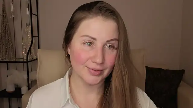 Snapshot of Helens_love chatting on December 22, 2025, 8:03 am Helens love online show from December 22, 2025, 8:03 am