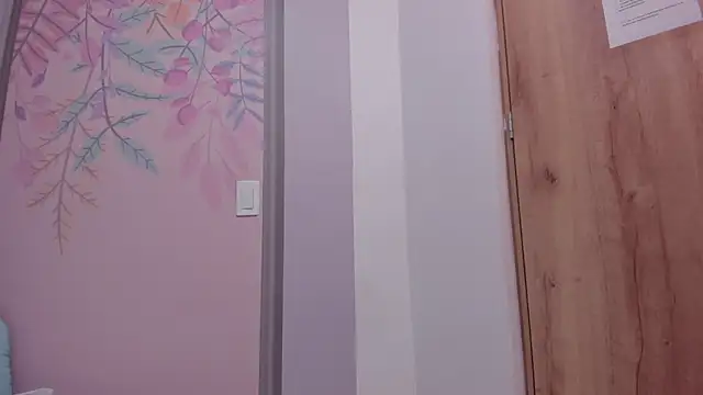 Snapshot of Annie_Cute18_ chatting on March 12, 2025, 3:57 am Annie Cute18 online show from March 12, 2025, 3:57 am