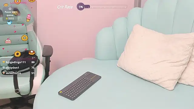 Snapshot of Annie_Cute18_ chatting on January 14, 2025, 9:45 am Annie Cute18 online show from January 14, 2025, 9:45 am