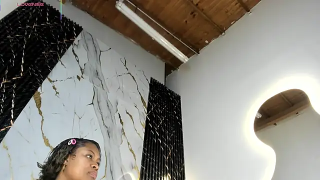 Snapshot of ebony_hot1 chatting on October 28, 2025, 2:05 pm ebony hot1 online show from October 28, 2025, 2:05 pm