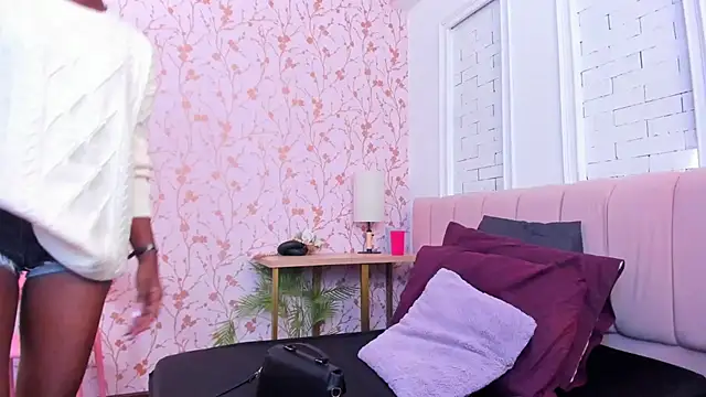 Snapshot of amber-hill chatting on January 17, 2026, 7:06 pm amber-hill online show from January 17, 2026, 7:06 pm