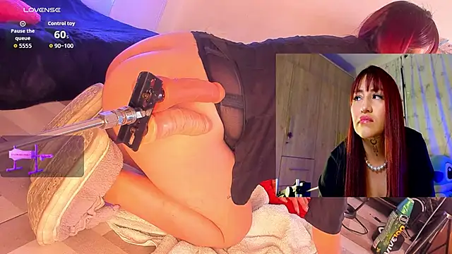 Snapshot of jolee__ chatting on December 14, 2025, 1:23 am jolee online show from December 14, 2025, 1:23 am