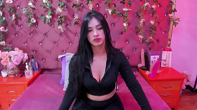 Snapshot of Mariana_Prin chatting on December 21, 2025, 2:46 am Mariana Prin online show from December 21, 2025, 2:46 am