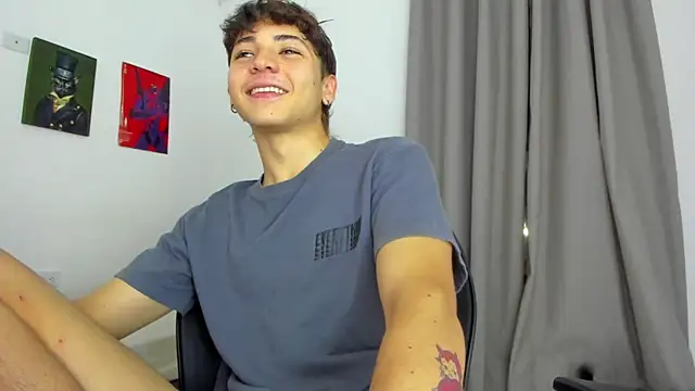 Joe23   online show from September 12, 2025, 2:01 am