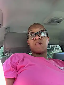 SexyHoneyRedd online show from August 6, 2026, 7:31 pm