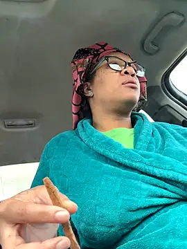 Snapshot of SexyHoneyRedd chatting on January 7, 2026, 1:05 pm SexyHoneyRedd online show from January 7, 2026, 1:05 pm