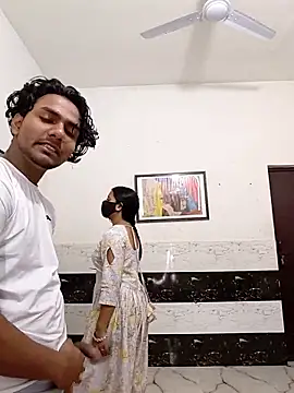 Snapshot of riya190 chatting on December 18, 2025, 6:01 pm riya190 online show from December 18, 2025, 6:01 pm