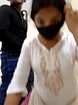 Snapshot of riya190 chatting on January 15, 2026, 6:00 pm riya190 online show from January 15, 2026, 6:00 pm