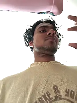 Snapshot of riya190 chatting on November 7, 2025, 8:41 am riya190 online show from November 7, 2025, 8:41 am