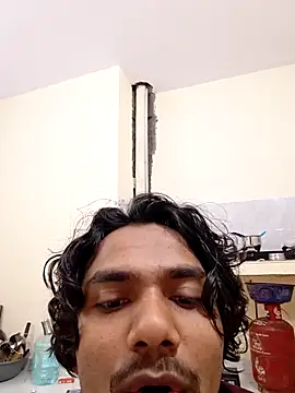 Snapshot of riya190 chatting on January 5, 2026, 6:11 pm riya190 online show from January 5, 2026, 6:11 pm