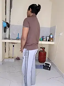 Snapshot of riya190 chatting on February 11, 2026, 5:46 pm riya190 online show from February 11, 2026, 5:46 pm