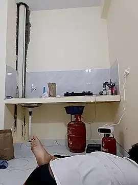 Snapshot of riya190 chatting on January 7, 2026, 5:51 pm riya190 online show from January 7, 2026, 5:51 pm