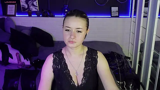 Lily Moonlight online show from February 20, 2025, 10:48 am