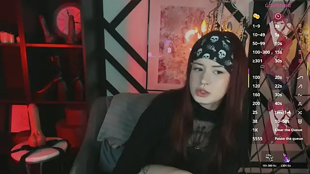 Snapshot of Lily_Moonlight chatting on May 31, 2026, 2:12 pm Lily Moonlight online show from May 31, 2026, 2:12 pm