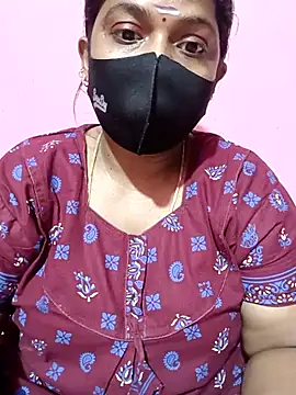 Snapshot of Renuma chatting on September 25, 2025, 6:14 pm Renuma online show from September 25, 2025, 6:14 pm