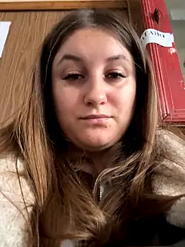 Snapshot of Strawberryyyyik chatting on October 1, 2025, 12:09 pm Strawberryyyyik online show from October 1, 2025, 12:09 pm