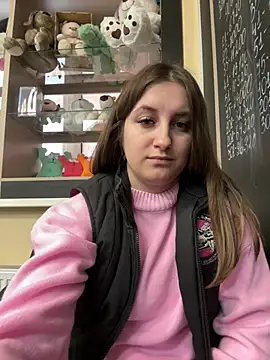 Snapshot of Strawberryyyyik chatting on March 19, 2025, 12:45 pm Strawberryyyyik online show from March 19, 2025, 12:45 pm