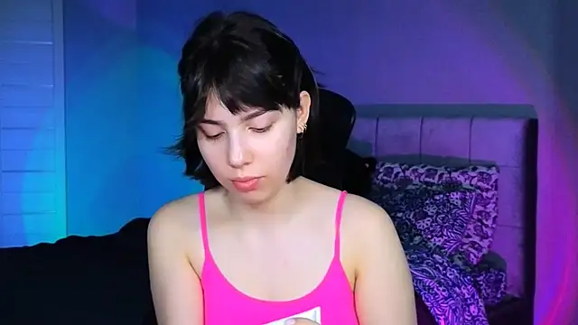 Stacy Gonzales  online show from February 17, 2026, 7:38 am