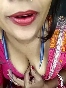 Wifesuman40 online show from January 4, 2025, 6:19 am