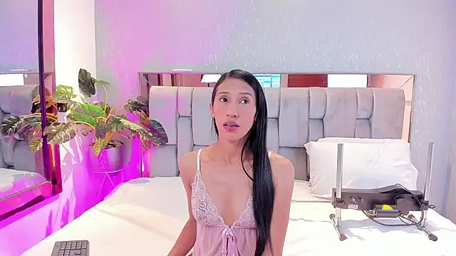 RoseTaylor   online show from December 21, 2025, 5:09 am