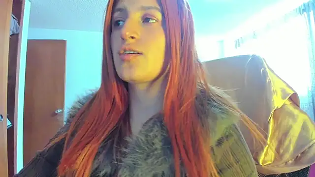 Snapshot of GiaRoussel chatting on May 12, 2026, 2:45 pm GiaRoussel online show from May 12, 2026, 2:45 pm